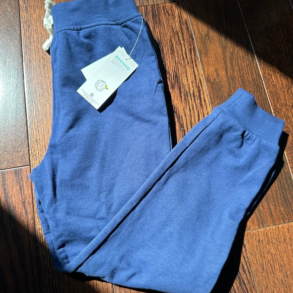 Marvel Tee & Pants Combo NWT - Picture 7 of 11